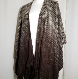 New APT.9 Women's Cape. One size